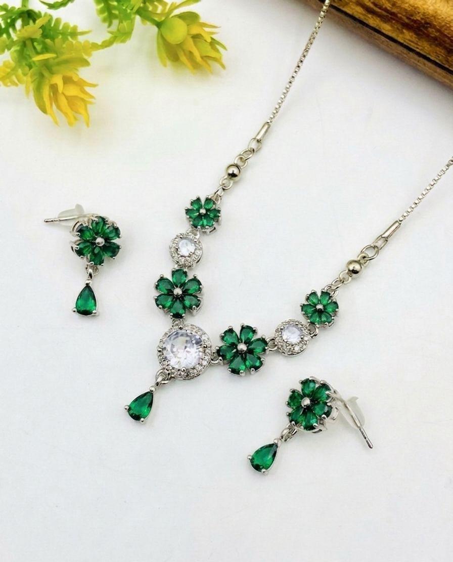 Silver Plated Micro Zircon Locket Set for Women