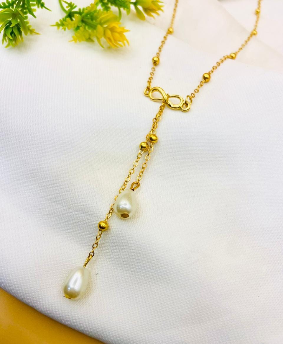 Bow Style Gold Plated Pearl Pendant Necklace for Women